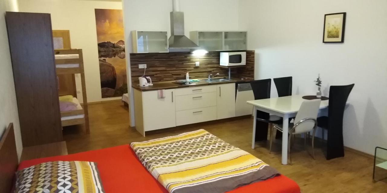 Rezidence Club Canada Lipno Sauna Wifi Parking ลิปโนนัดเวิลตาวู ภายนอก รูปภาพ
