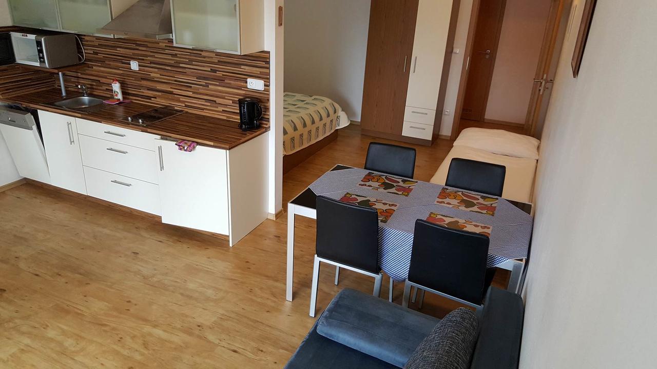 Rezidence Club Canada Lipno Sauna Wifi Parking ลิปโนนัดเวิลตาวู ภายนอก รูปภาพ