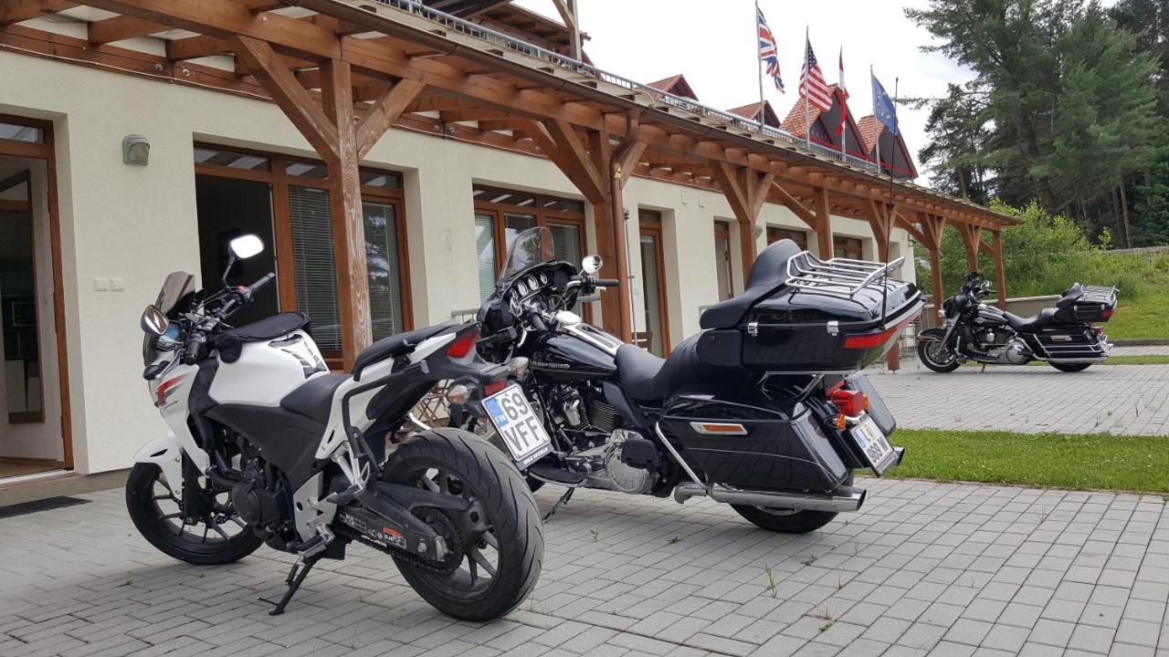 Rezidence Club Canada Lipno Sauna Wifi Parking ลิปโนนัดเวิลตาวู ภายนอก รูปภาพ