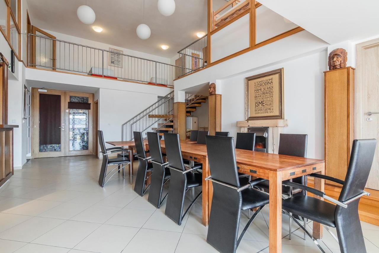 Rezidence Club Canada Lipno Sauna Wifi Parking ลิปโนนัดเวิลตาวู ภายนอก รูปภาพ